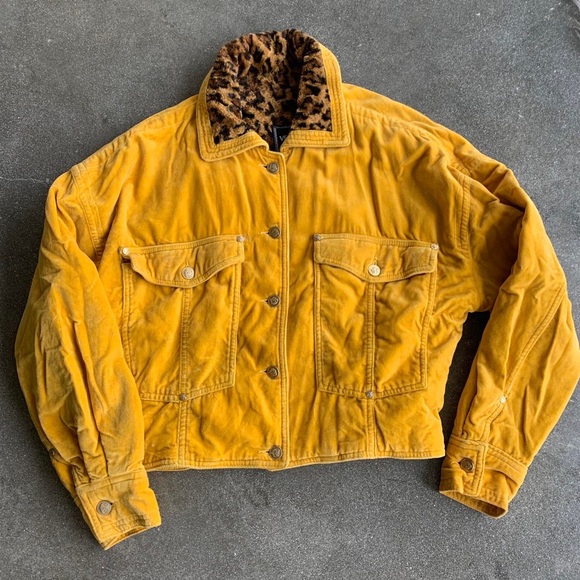 VERSACE • RARE VINTAGE YELLOW VELVET & LEOPARD MEDUSA JACKET - Picture 1 of 9